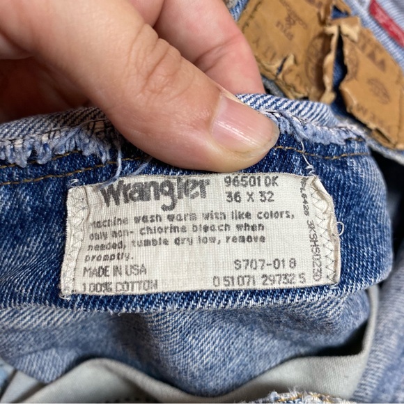 VTG Mid 90’s Wrangler Jeans Made in USA Measure 34x31 (Tag 36x32) Worn Weathered - Picture 12 of 16
